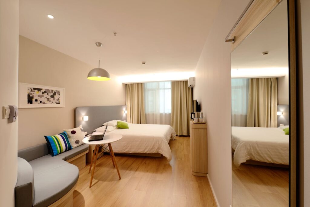 smoke-free hotel